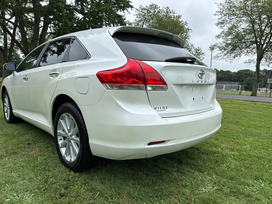 Used 2010 Toyota Venza AWD image 22