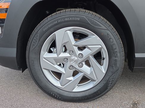 Certified 2026 Hyundai Kona SE FWD image 6