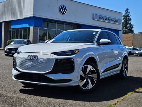 Used 2025 Audi Q6 e-tron Premium Plus w/ Premium Plus AWD/4WD image 1