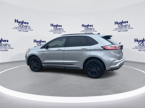 Used 2024 Ford Edge SE w/ Black Appearance Package image 8