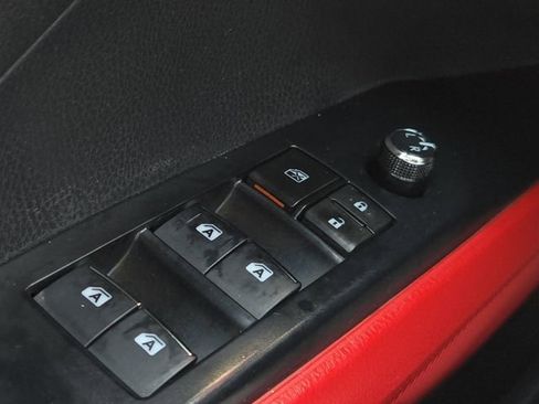 Used 2019 Toyota Camry XSE w/ Navigation Package FWD image 28