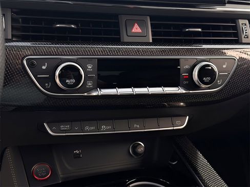 Used 2024 Audi S5 Premium Plus w/ Premium Plus Package image 16