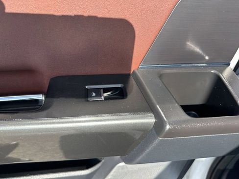 Used 2023 Ford F150 Lariat w/ Equipment Group 502A High image 30