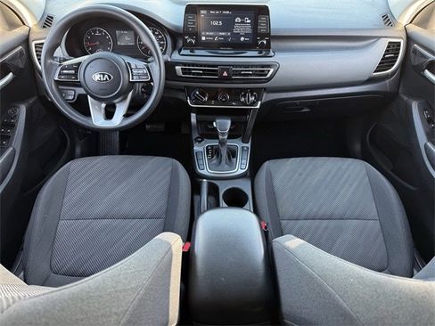 Used 2021 Kia Seltos LX image 11