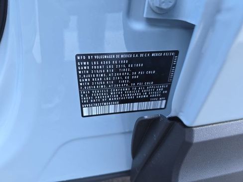 New 2026 Volkswagen Taos SE FWD image 26