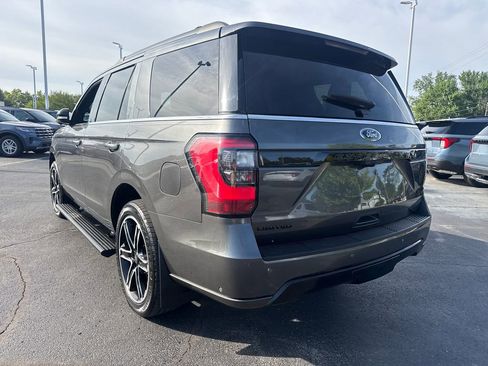 Used 2020 Ford Expedition Limited w/ Equipment Group 303A AWD/4WD image 8