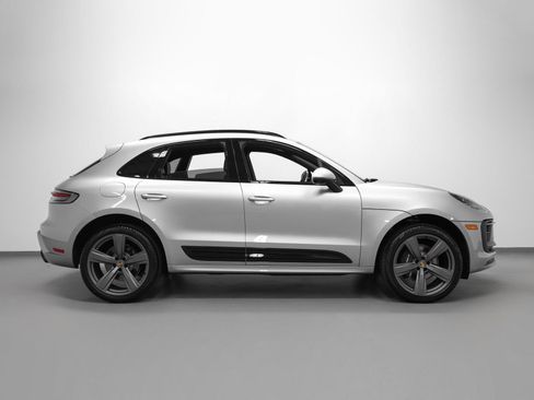 Certified 2026 Porsche Macan Turbo AWD/4WD image 13