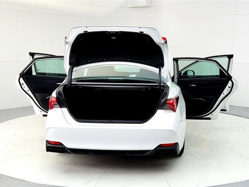 Certified 2020 Toyota Avalon XSE image 11