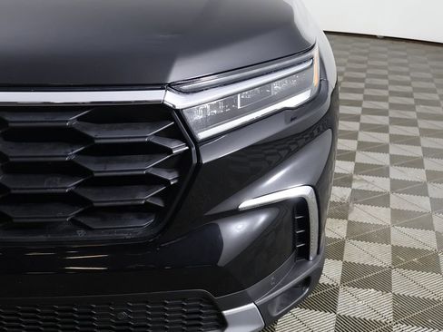 Used 2023 Honda Pilot EX-L image 14