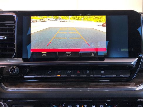 Used 2023 Chevrolet Silverado 1500 LT w/ Convenience Package II image 11