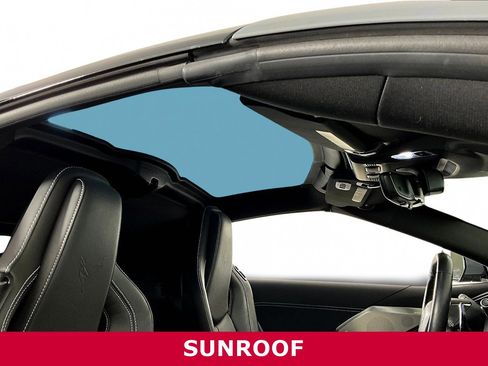 Used 2024 Chevrolet Corvette Stingray Preferred Cpe w/ 2LT image 22