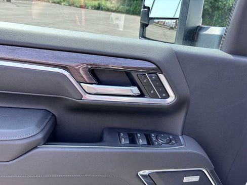 New 2025 Chevrolet Silverado 2500 LTZ w/ LTZ Plus Package image 21