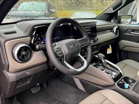 New 2025 Chevrolet Colorado ZR2 w/ Midnight Edition image 9