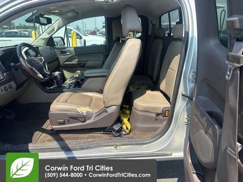 Used 2017 GMC Canyon SLT w/ Driver Alert Package AWD/4WD image 10