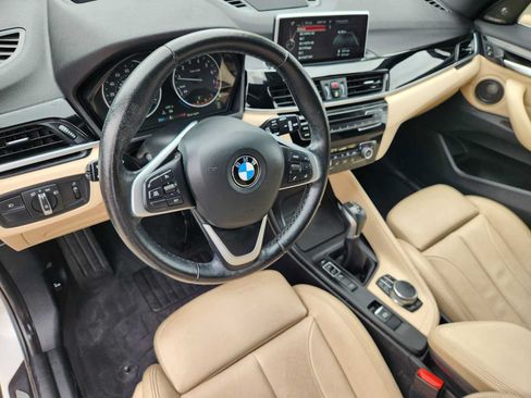 Used 2017 BMW X1 xDrive28i AWD/4WD image 2