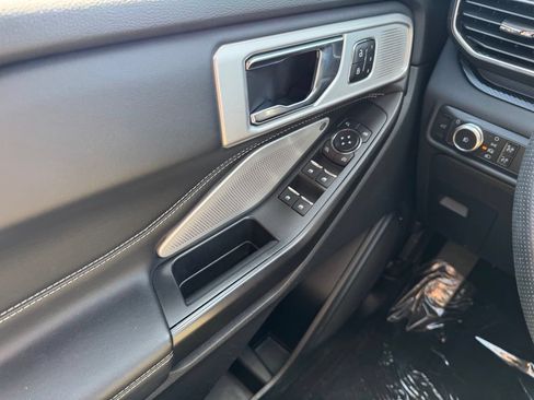 Certified 2020 Ford Explorer ST w/ Premium Technology Package AWD/4WD image 36