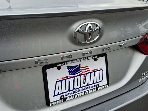 Used 2023 Toyota Camry SE image 30