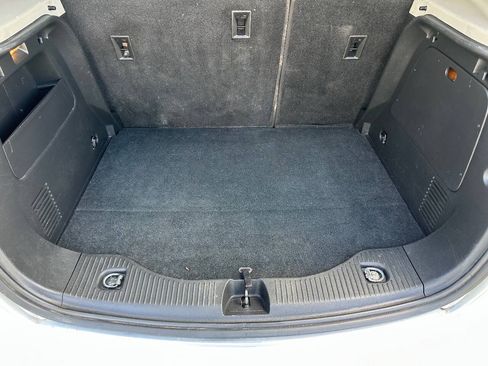 Used 2020 Buick Encore Essence AWD/4WD image 18