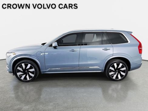 Used 2023 Volvo XC90 T8 Ultimate w/ Lounge Package AWD/4WD image 9
