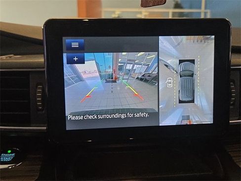 Used 2020 Ford Explorer Limited image 17