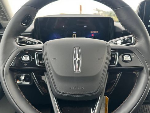 New 2026 Lincoln Aviator Reserve w/ Luxury Package RWD image 22