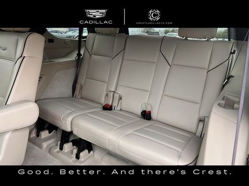 Used 2024 Cadillac Escalade Premium Luxury image 32