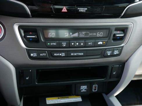 Used 2023 Honda Ridgeline RTL-E image 23