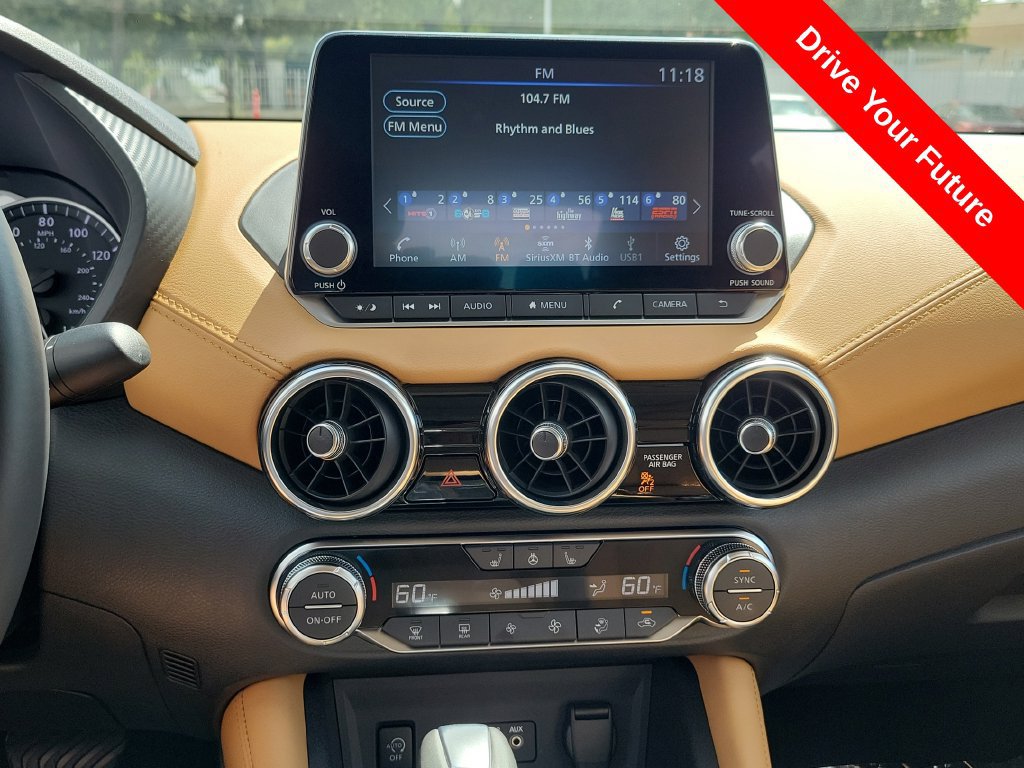 Used 2025 Nissan Sentra SV w/ SV Premium Package FWD image 10