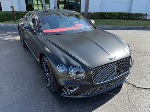 Used 2022 Bentley Continental GT image 5