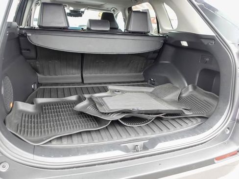 Certified 2025 Toyota RAV4 Limited image 33