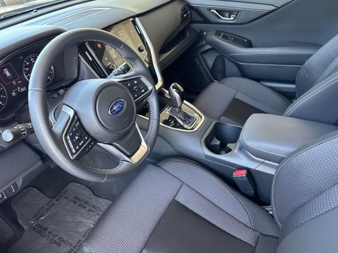 Certified 2025 Subaru Outback Premium AWD/4WD image 11