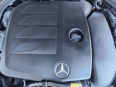 Used 2020 Mercedes-Benz C 300 Sedan image 33