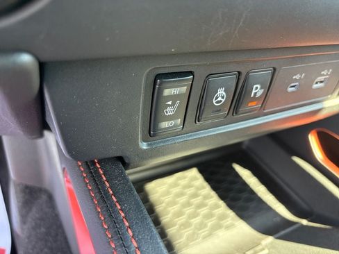 Used 2025 Nissan Frontier PRO-4X w/ Pro Convenience Package AWD/4WD image 29