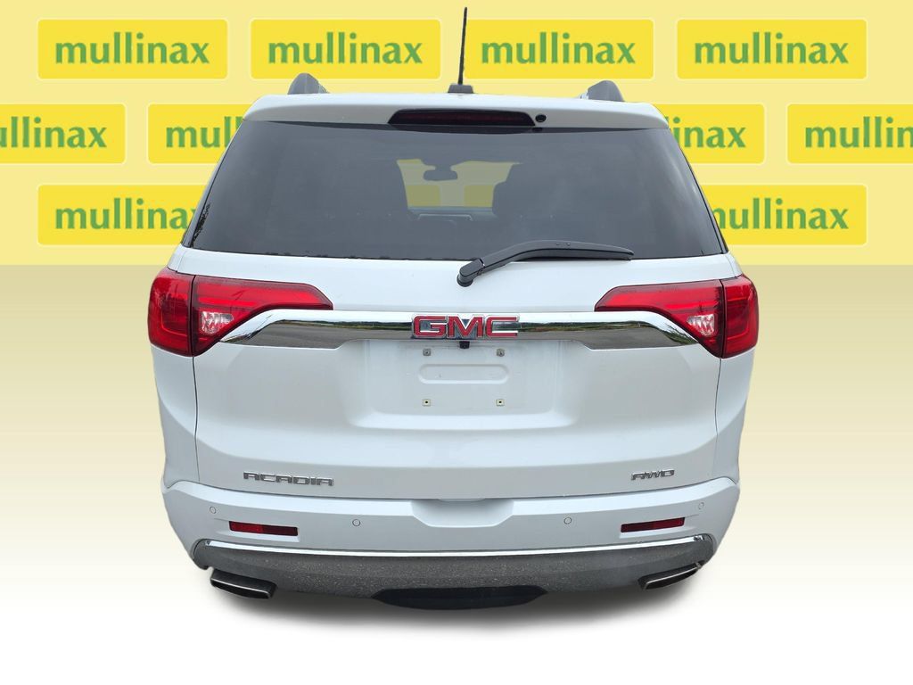 Used 2019 GMC Acadia Denali w/ Technology Package AWD/4WD image 5