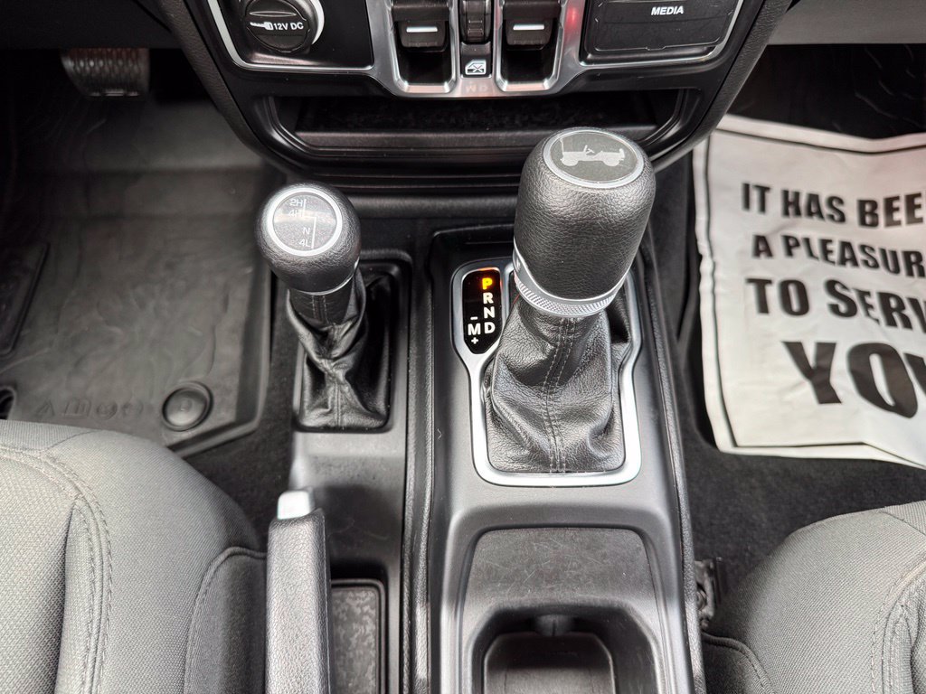 Used 2021 Jeep Wrangler Unlimited Sport AWD/4WD image 23