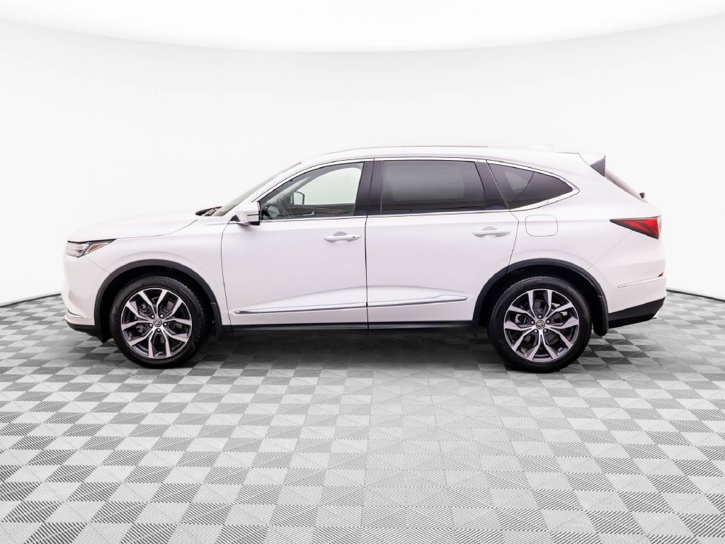 Used 2024 Acura MDX w/ Technology Package AWD/4WD image 2