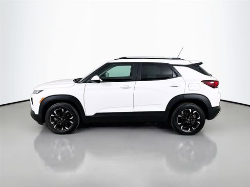 Used 2023 Chevrolet TrailBlazer LT w/ Convenience Package image 5