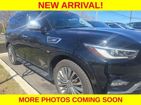 Used 2019 INFINITI QX80 Luxe w/ 22" Wheel Package image 2