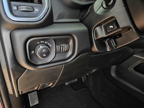 New 2026 RAM 2500 Laramie w/ Night Edition AWD/4WD image 14