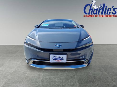 New 2026 Toyota Prius Plug-In Hybrid FWD image 2