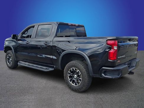 Used 2024 Chevrolet Silverado 1500 ZR2 image 6