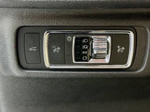 Certified 2022 Lincoln Corsair Reserve w/ Equipment Group 201A AWD/4WD image 13