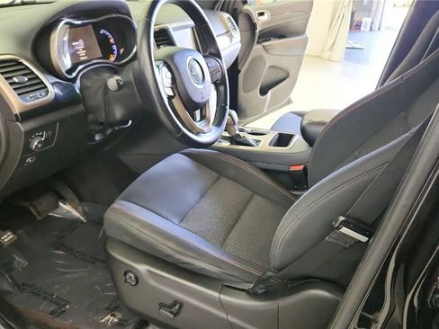 Used 2016 Jeep Grand Cherokee Laredo 75th Anniversary image 22
