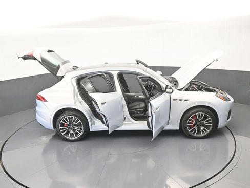 Used 2023 Maserati Grecale GT image 72