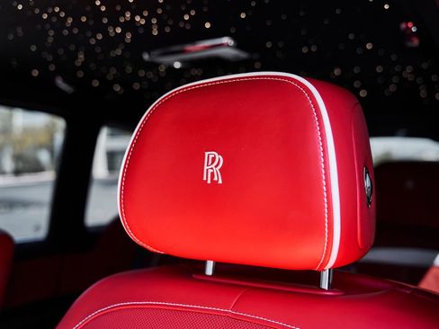 Used 2024 Rolls-Royce Cullinan Black Badge w/ Dark Exterior Package image 51