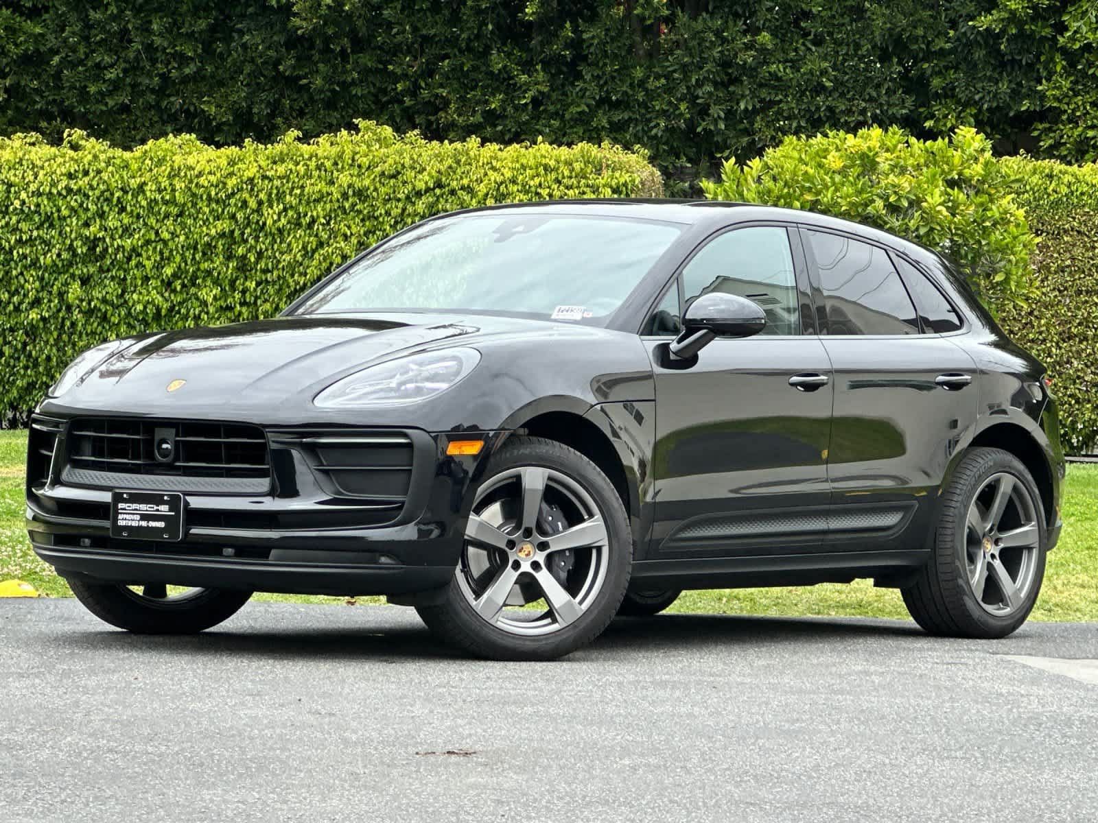 Certified 2026 Porsche Macan AWD/4WD image 1