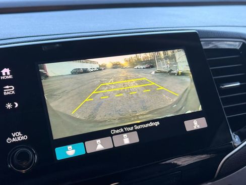 Used 2022 Honda Pilot Special Edition image 38