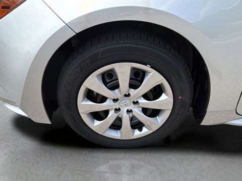 New 2026 Toyota Corolla LE FWD image 27
