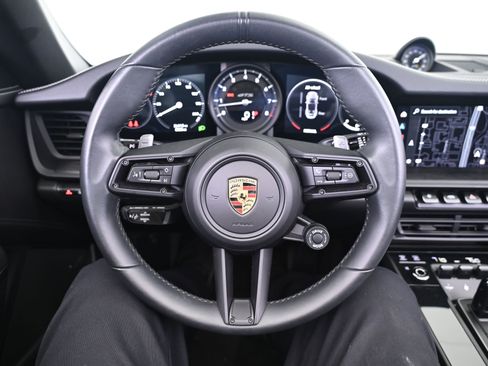 Used 2022 Porsche 911 Carrera 4S image 34