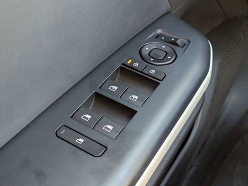 New 2025 Kia K4 GT-Line Turbo FWD image 23